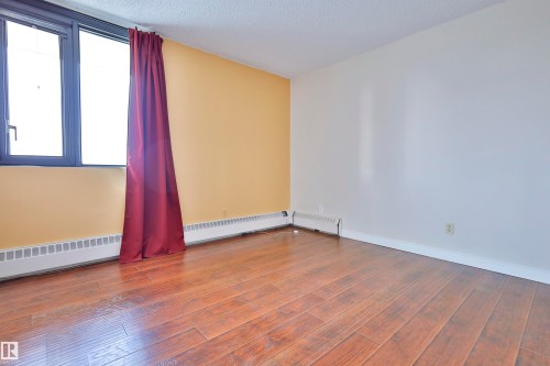 505 10175 109 Street, Edmonton, AB - Indoor Photo Showing Other Room