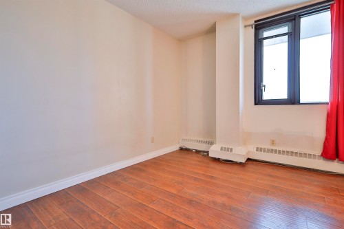 505 10175 109 Street, Edmonton, AB - Indoor Photo Showing Other Room