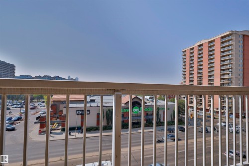 505 10175 109 Street, Edmonton, AB - Outdoor