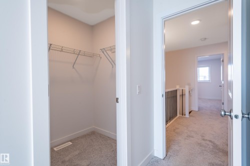 1543 Plum Circle, Edmonton, AB - Indoor