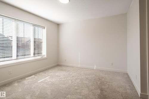 1543 Plum Circle, Edmonton, AB - Indoor Photo Showing Other Room