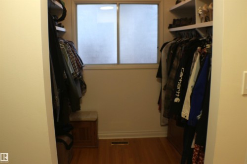 4403 107A Avenue, Edmonton, AB - Indoor