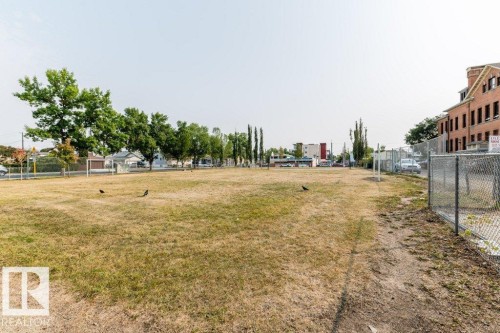 9324 120 Avenue, Edmonton, AB - Outdoor