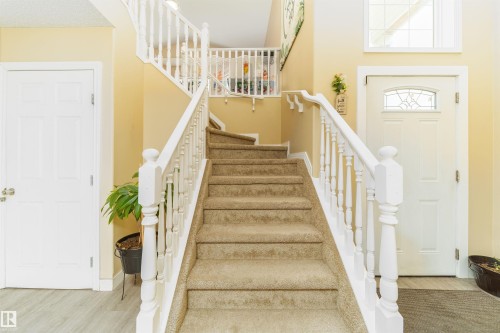 8518 6 Av, Edmonton, AB - Indoor Photo Showing Other Room