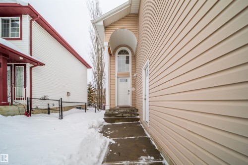 8518 6 Av, Edmonton, AB - Outdoor