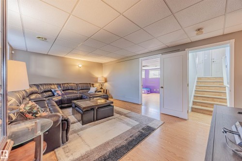 7808 163 Avenue, Edmonton, AB - Indoor Photo Showing Other Room