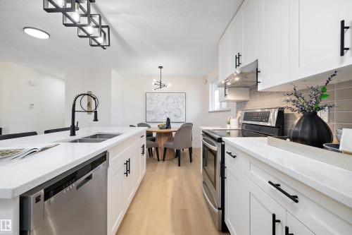 14736 122 Street, Edmonton, AB - Indoor Photo Showing Kitchen With Stainless Steel Kitchen With Double Sink With Upgraded Kitchen