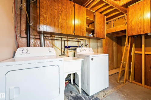 14736 122 Street, Edmonton, AB - Indoor Photo Showing Laundry Room