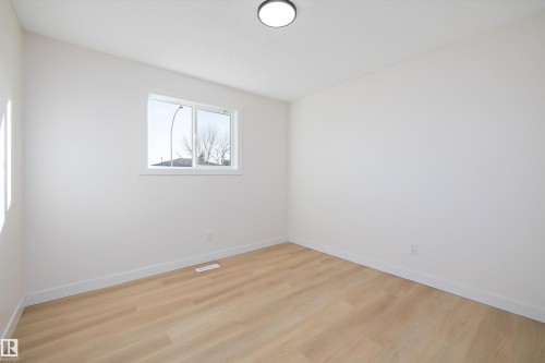 14736 122 Street, Edmonton, AB - Indoor Photo Showing Other Room