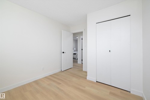 14736 122 Street, Edmonton, AB - Indoor Photo Showing Other Room