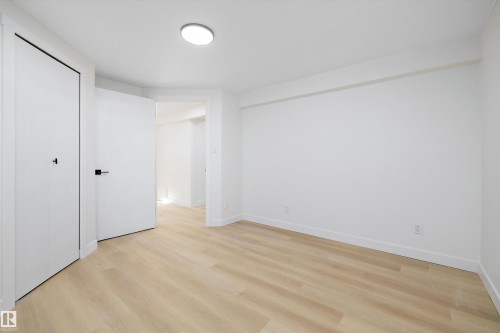 14736 122 Street, Edmonton, AB - Indoor Photo Showing Other Room