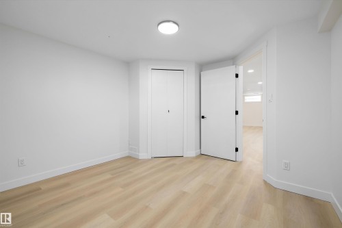 14736 122 Street, Edmonton, AB - Indoor Photo Showing Other Room