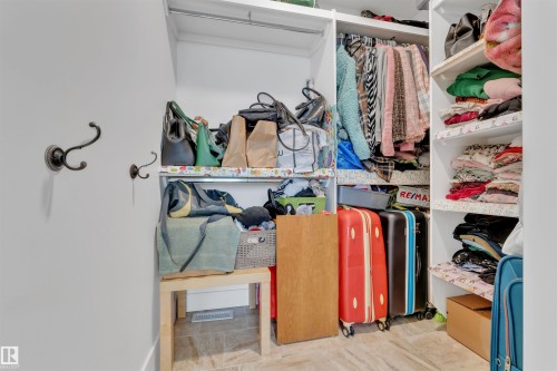 4231 Charles Close, Edmonton, AB - Indoor With Storage
