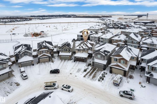 4231 Charles Close, Edmonton, AB - Outdoor