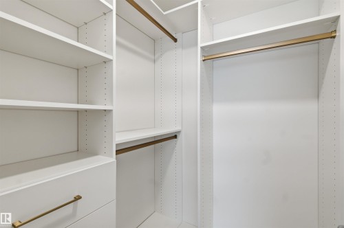 19 525 Secord Boulevard, Edmonton, AB - Indoor Photo Showing Other Room