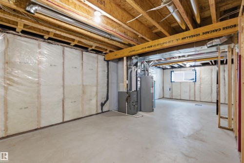 19 525 Secord Boulevard, Edmonton, AB - Indoor Photo Showing Basement