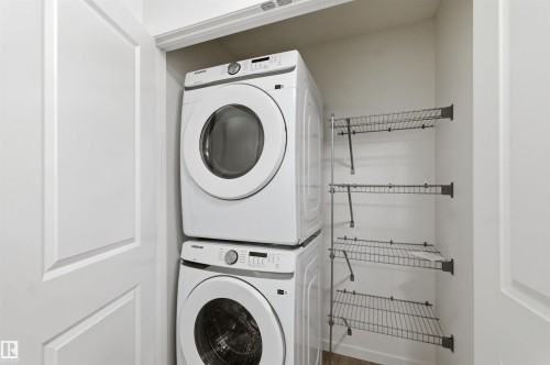 19 525 Secord Boulevard, Edmonton, AB - Indoor Photo Showing Laundry Room