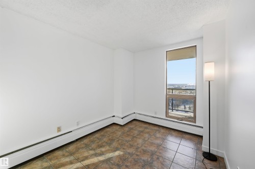 1808 10149 Saskatchewan Drive, Edmonton, AB - Indoor Photo Showing Other Room
