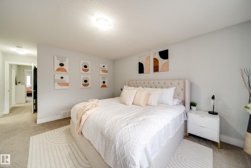 44 4835 Wright Drive, Edmonton, AB - Indoor Photo Showing Bedroom