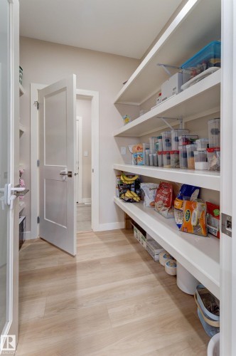 1459 Cherniak Way, Edmonton, AB - Indoor