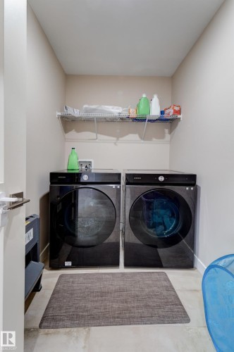 1459 Cherniak Way, Edmonton, AB - Indoor Photo Showing Laundry Room