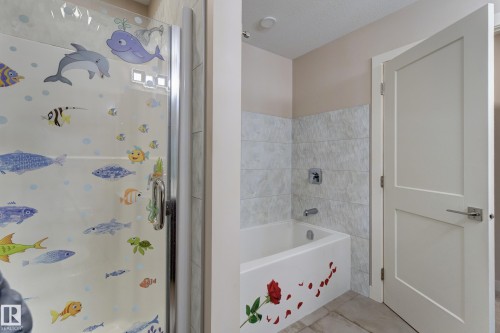 1459 Cherniak Way, Edmonton, AB - Indoor Photo Showing Bathroom