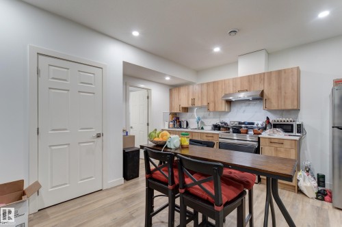 1459 Cherniak Way, Edmonton, AB - Indoor