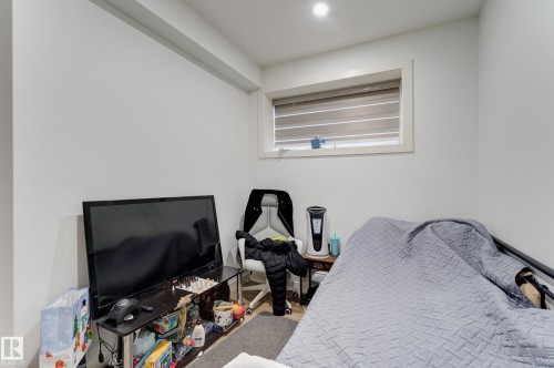 1459 Cherniak Way, Edmonton, AB - Indoor Photo Showing Other Room