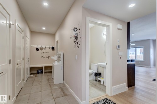 1459 Cherniak Way, Edmonton, AB - Indoor Photo Showing Other Room