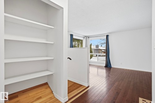 3646 43A Avenue, Edmonton, AB - Indoor