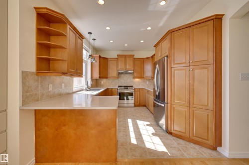 11729 71A Avenue, Edmonton, AB - Indoor Photo Showing Kitchen With Stainless Steel Kitchen