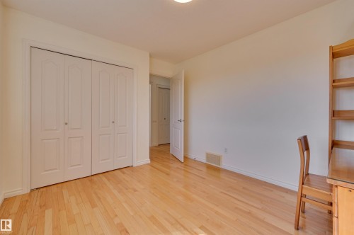 11729 71A Avenue, Edmonton, AB - Indoor Photo Showing Other Room