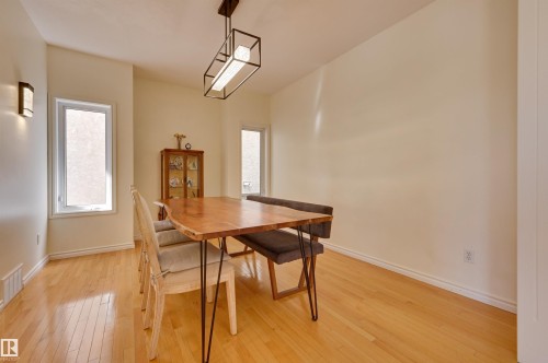 11729 71A Avenue, Edmonton, AB - Indoor Photo Showing Dining Room