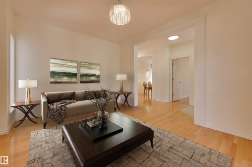 11729 71A Avenue, Edmonton, AB - Indoor Photo Showing Living Room