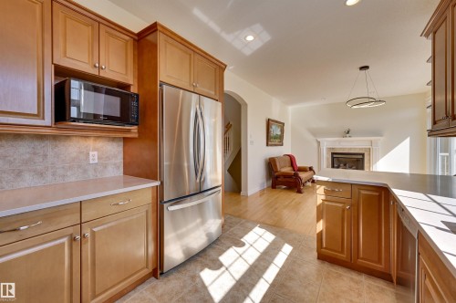 11729 71A Avenue, Edmonton, AB - Indoor Photo Showing Kitchen