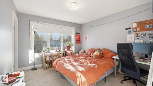 11333 76 Avenue, Edmonton, AB - Indoor Photo Showing Bedroom