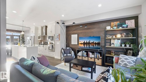 11333 76 Avenue, Edmonton, AB - Indoor Photo Showing Dining Room