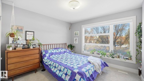 11333 76 Avenue, Edmonton, AB - Indoor Photo Showing Bedroom