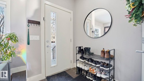 11331 76 Avenue, Edmonton, AB - Indoor Photo Showing Other Room