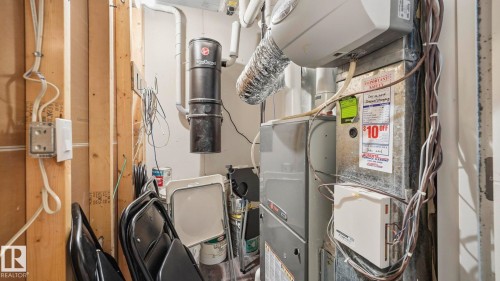 11331 76 Avenue, Edmonton, AB - Indoor Photo Showing Basement