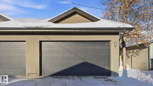 11331 76 Avenue, Edmonton, AB - Outdoor