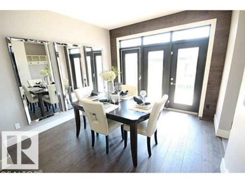 11333 76 Avenue, Edmonton, AB - Indoor Photo Showing Dining Room