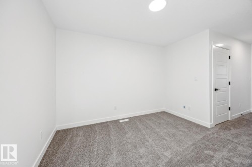 18936 28 Avenue, Edmonton, AB - Indoor Photo Showing Other Room