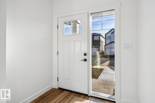 18936 28 Avenue, Edmonton, AB - Indoor Photo Showing Other Room