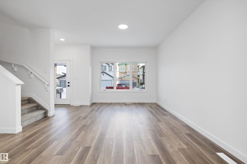 18924 28 Avenue, Edmonton, AB - Indoor