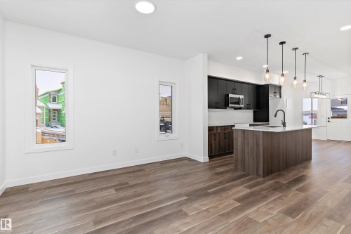 2004 191 Street, Edmonton, AB - Indoor Photo Showing Kitchen