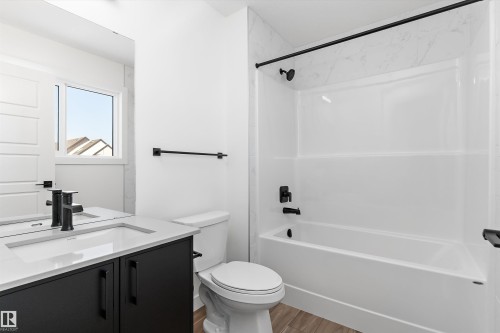 2016 191 Street, Edmonton, AB - Indoor Photo Showing Bathroom