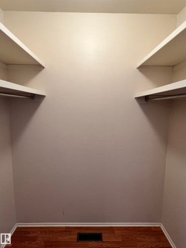 Morinville, AB - Indoor With Storage