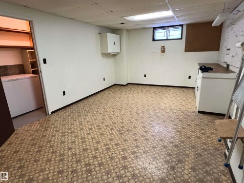Morinville, AB - Indoor Photo Showing Basement