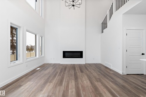 20704 43 Avenue, Edmonton, AB - Indoor With Fireplace